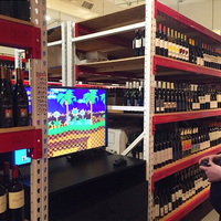 3/16/2015 tarihinde Brady&amp;#39;s Wine Warehouseziyaretçi tarafından Brady&amp;#39;s Wine Warehouse'de çekilen fotoğraf
