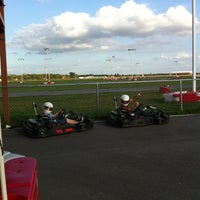 รูปภาพถ่ายที่ Dallas Karting Complex โดย Shannon M. เมื่อ 10/23/2012