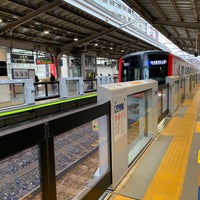 Photo taken at Hibiya Line Naka-meguro Station (H01) by Nobara F. on 3/18/2022