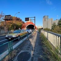 Photo taken at 乃木坂トンネル by Nobara F. on 11/11/2022