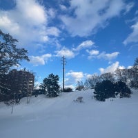 Photo taken at 平岸高台公園 by ﻛﻮﻧﻴﻮﺭﻭﺇﻱ on 1/17/2024