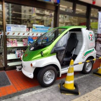 Photo taken at 7-Eleven by motohide on 4/10/2013