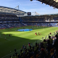 Photo taken at Stamford Bridge by Masato M. on 10/31/2015