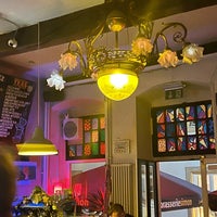 4/21/2023 tarihinde Yana B.ziyaretçi tarafından Konrad Café &amp;amp; Bar'de çekilen fotoğraf