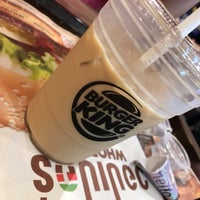Photo taken at Burger King by ℝ•𝕆•𝕊•𝔼® on 2/16/2019