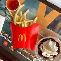 Photo taken at McDonald&amp;#39;s &amp;amp; McCafé by ℝ•𝕆•𝕊•𝔼® on 3/27/2023