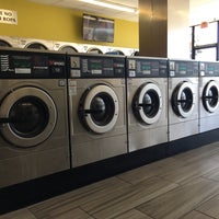 Photo taken at Rio Laundromat by Jürgen on 4/1/2016