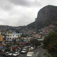 Photo taken at Visual Rocinha by Jürgen on 8/15/2017