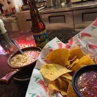 Foto diambil di Los Cerritos Mexican Restaurant oleh Drew F. pada 6/16/2017