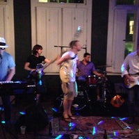 รูปภาพถ่ายที่ Boone&amp;#39;s Bar โดย Good for t. เมื่อ 5/11/2013