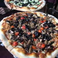 รูปภาพถ่ายที่ Pizzeria - Ristorante &amp;quot;La Piazza dei Sapori&amp;quot; โดย Pedro M. เมื่อ 4/7/2019