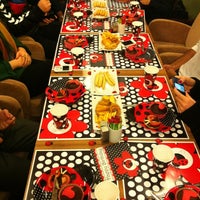 รูปภาพถ่ายที่ Norfolk Cafe &amp; Restaurant โดย Burak K. เมื่อ 12/12/2012