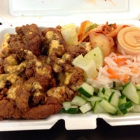 Photo taken at Big D&amp;#39;s Grub Truck by Chelle . on 10/29/2013