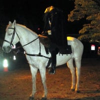 Foto diambil di Horseman&#39;s Hollow (at Philipsburg Manor) oleh Chelle . pada 10/28/2012
