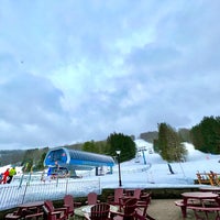 Foto tomada en HoliMont Ski Area  por Chelle . el 2/12/2022