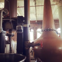 8/15/2016에 Chelle .님이 Kings County Distillery에서 찍은 사진