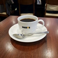 Photo taken at Doutor Coffee Shop by yasnori o. on 5/22/2022