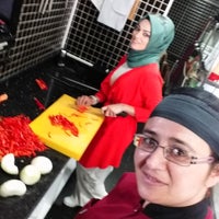 Das Foto wurde bei Desde Cafe &amp;amp; Restaurant von Ayşe E. am 5/30/2019 aufgenommen