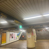 Photo taken at Higashiyama Koen Station (H17) by さと氏 on 4/6/2023