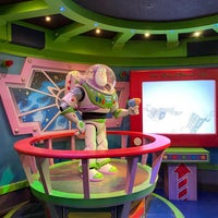 Photo taken at Buzz Lightyear&amp;#39;s Astro Blasters by SNICEZ ♡ on 4/22/2023