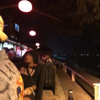 รูปภาพถ่ายที่ Dragon Beach Bar โดย Masha Shatrova📹 เมื่อ 2/9/2018