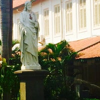 Photo taken at Sekolah Santa Ursula by Aristo K. on 10/27/2017