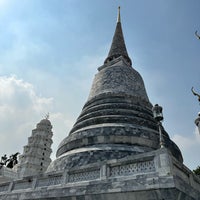 Photo taken at Wat Ratchapradit Sathitmahasimaram by Aik S. on 12/10/2023