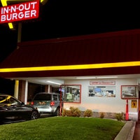 Photo taken at In-N-Out Burger by Joseph B. on 9/26/2020