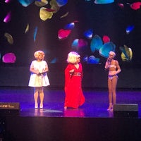 Photo taken at Kallang Theatre by Roy M. on 3/4/2018