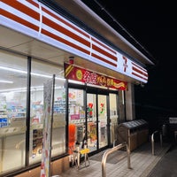 Photo taken at 7-Eleven by LQO on 9/18/2023