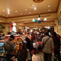フィガロズ クロージアー Clothing Store