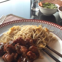 Photo taken at Szechuan Palace Restaurant by shreer on 3/1/2016
