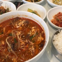 10/11/2018 tarihinde Jeff T.ziyaretçi tarafından Ssyal Korean Restaurant and Ginseng House'de çekilen fotoğraf