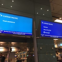 Photo taken at Cathay Pacific Airways (CX) Check-In Counter by cony ma on 1/21/2017