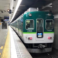Photo taken at Keihan Temmabashi Station (KH03) by forest on 4/22/2024