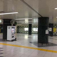 Photo taken at 都営新宿線 住吉駅 1番線ホーム by hiroshi o. on 8/7/2016