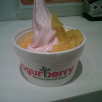 Photo taken at Yogurberry by Ietto N. on 1/5/2013
