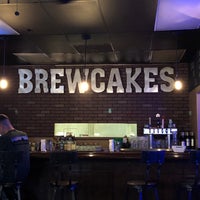 รูปภาพถ่ายที่ Brewcakes โดย OuH8me2 D. เมื่อ 2/7/2019