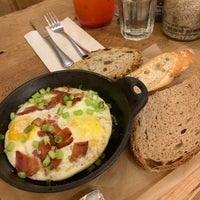 Photo taken at Le Pain Quotidien by Luis O. on 8/4/2019