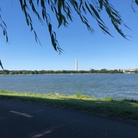 Photo taken at Lyndon Baines Johnson Memorial Grove on the Potomac by Jonathan S. on 7/7/2018