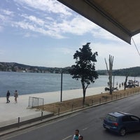 Photo taken at Çapa Restaurant by özgür E. on 5/19/2018