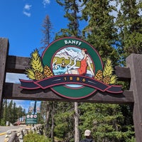 Photo taken at Banff Upper Hot Springs by Dat N. on 8/15/2022