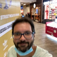 Das Foto wurde bei Top Center Shopping von Luís Fernando M. am 2/8/2023 aufgenommen