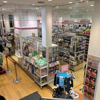 Photo taken at Daiso by Luís Fernando M. on 2/28/2023