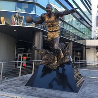 Photo taken at Earvin &amp;quot;Magic&amp;quot; Johnson Statue by Deivid C. on 11/12/2015