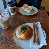 10/6/2018 tarihinde Kelly F.ziyaretçi tarafından Stimulus Cafe'de çekilen fotoğraf