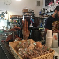 Foto scattata a Cafelix da Meir S. il 8/7/2016