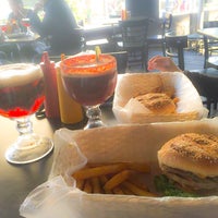 Foto diambil di Cabús: beer &amp; burgers oleh Cabús: beer &amp; burgers pada 2/9/2015