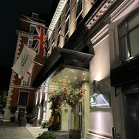 Photo taken at London Marriott Hotel Grosvenor Square by Feras on 10/20/2023