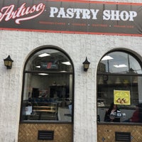 Review Artuso Pastry Shop